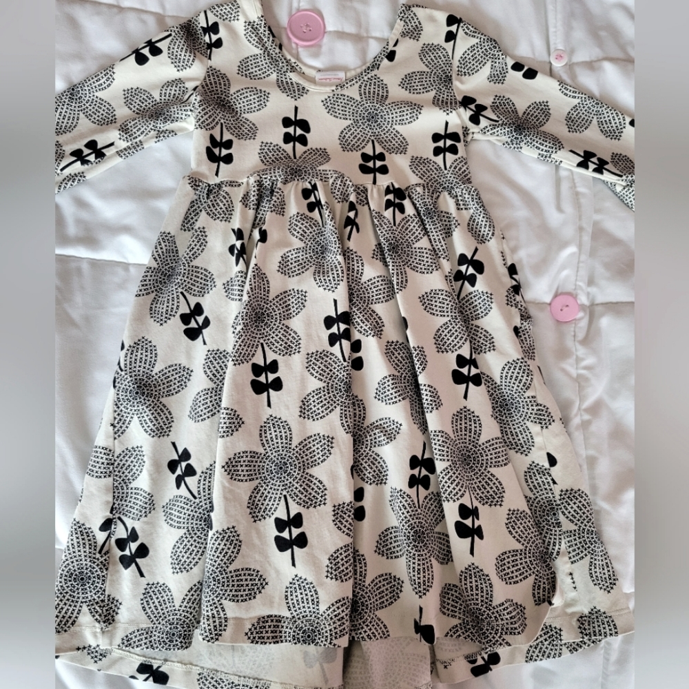 Hanna Andersson black white pocket dress size 110 5 5t
